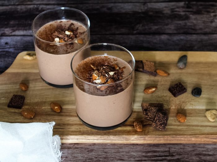 Chocolate-Banana-Almond-Smoothie Chocolate-Banana-Almond-Smoothie