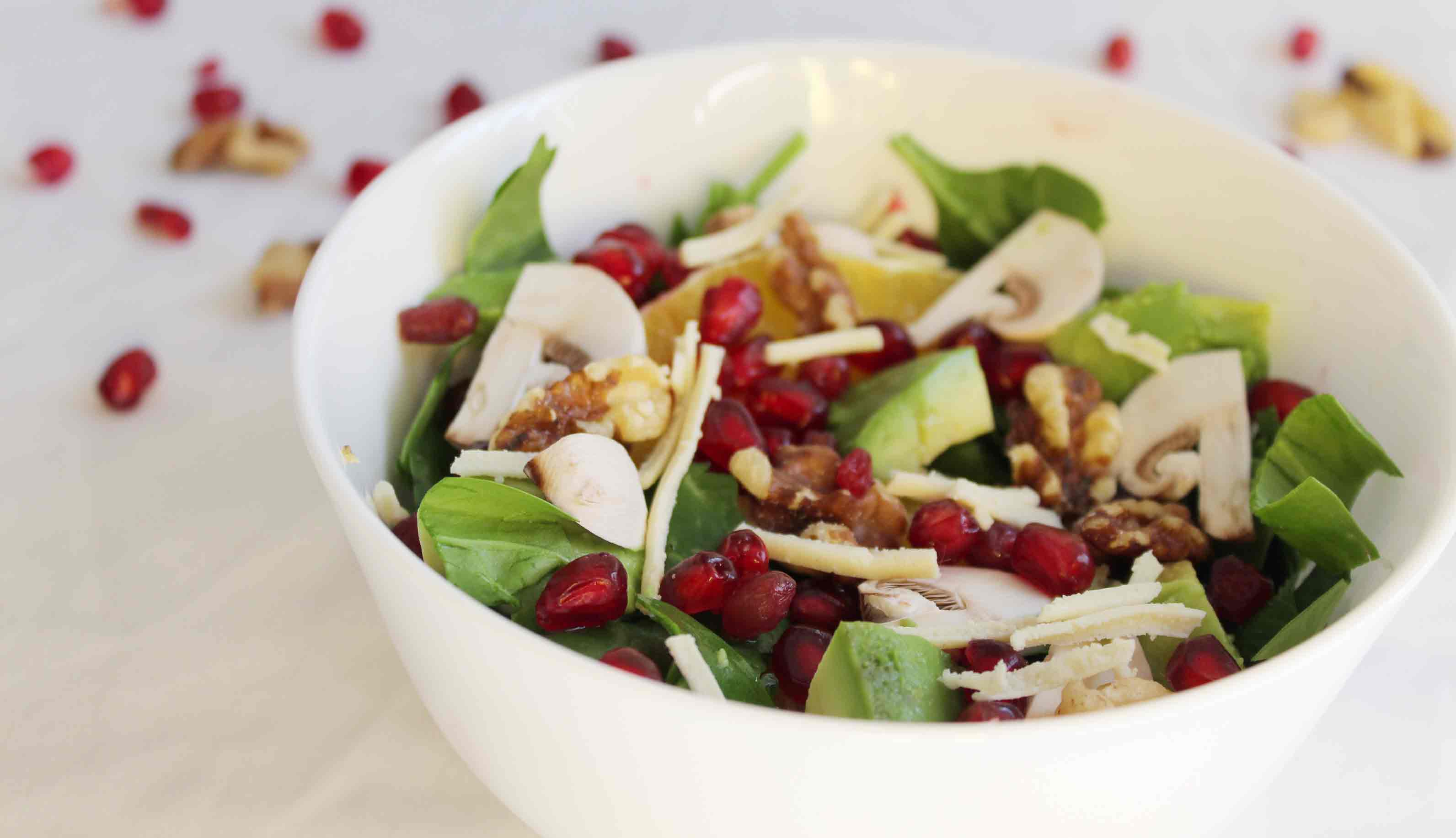 Pomegranate orange and spinach salad
