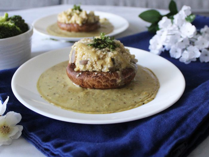Stuffed-Stuffed-Portobello-Mushroom-with-Cauliflower-Hash-and-Brown-Gravy.1 Stuffed-Stuffed-Portobello-Mushroom-with-Cauliflower-Hash-and-Brown-Gravy.1