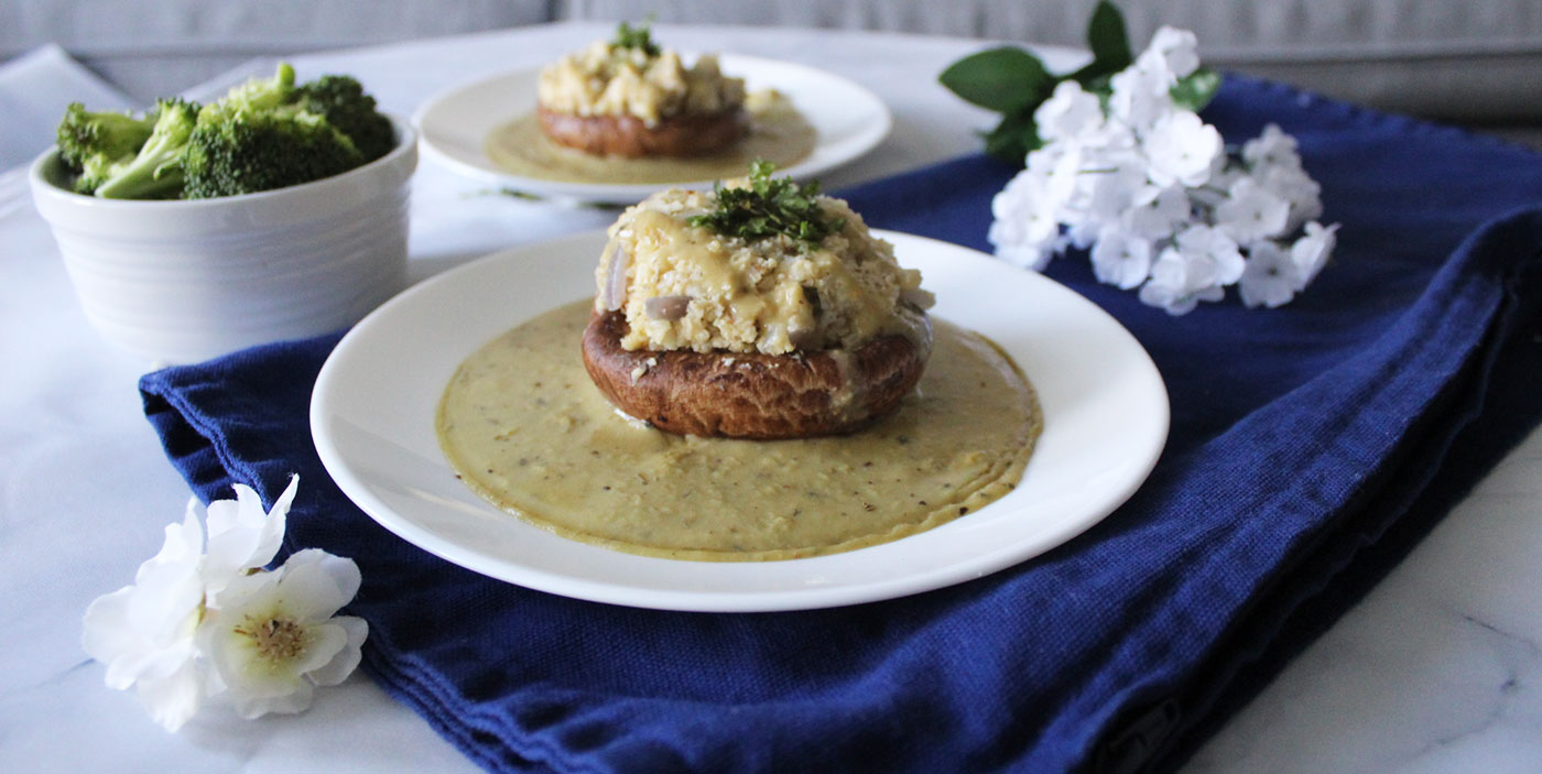 Stuffed-Stuffed-Portobello-Mushroom-with-Cauliflower-Hash-and-Brown-Gravy.1