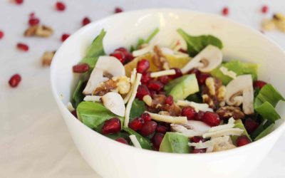 Pomegranate orange and spinach salad